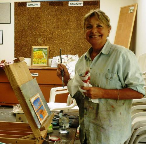 Palette News editor Beverley Scofield, another Sunday self-help group artist